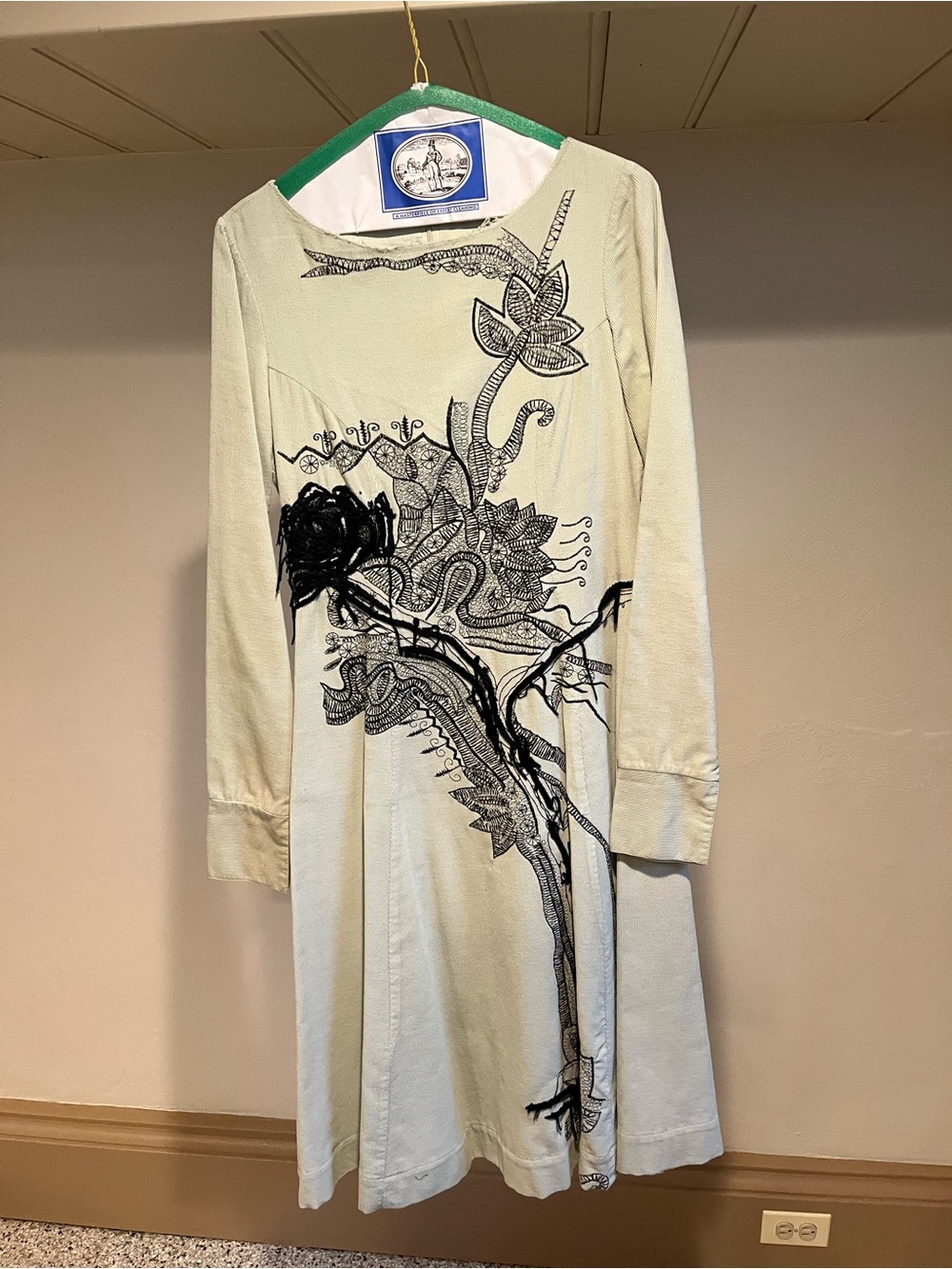 100% Cotton Long-Sleeve Cream Dress with Black Embroidered Print